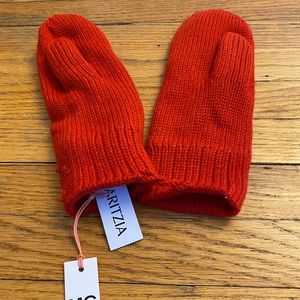 Aritzia Red Mittens( brand new)!